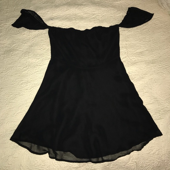 Dresses & Skirts - Women’s Black Dress 👗